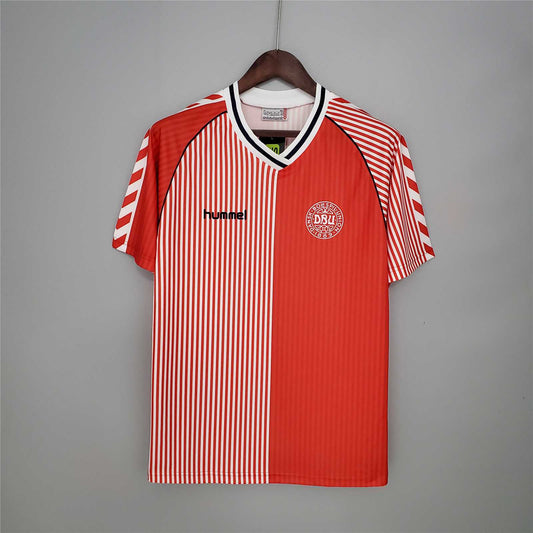 Selección de Dinamarca. Camiseta local 1986