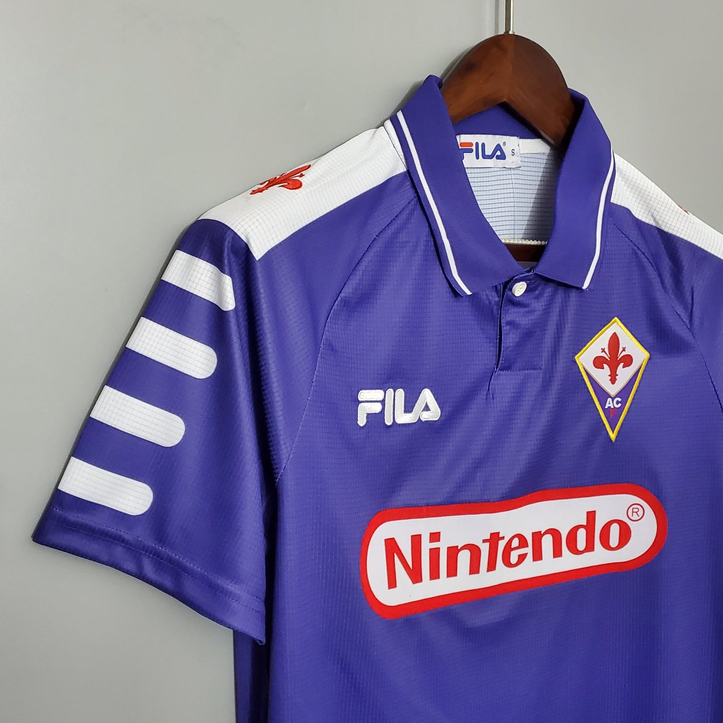 Fiorentina. Camiseta local 1998-1999