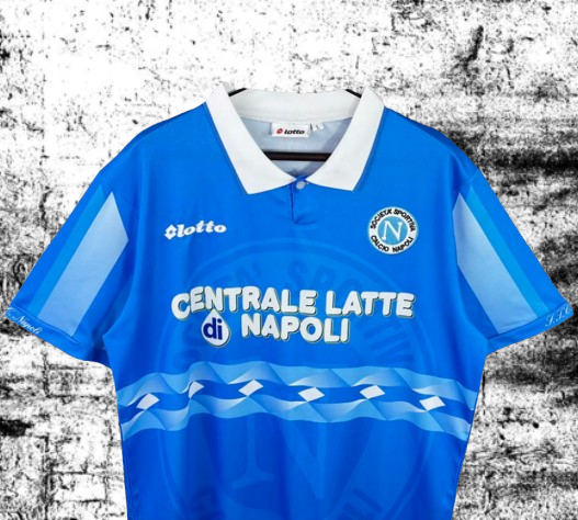 Napoli. Camiseta local 1996-1997