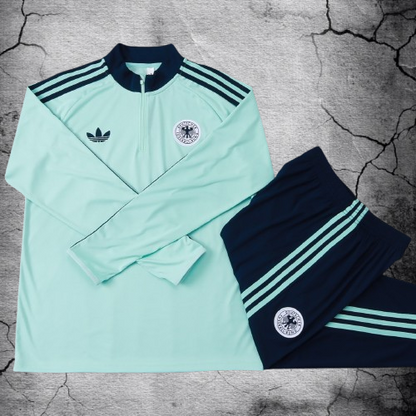 Selección de Alemania. Buzo 2026 (Cierre medio)