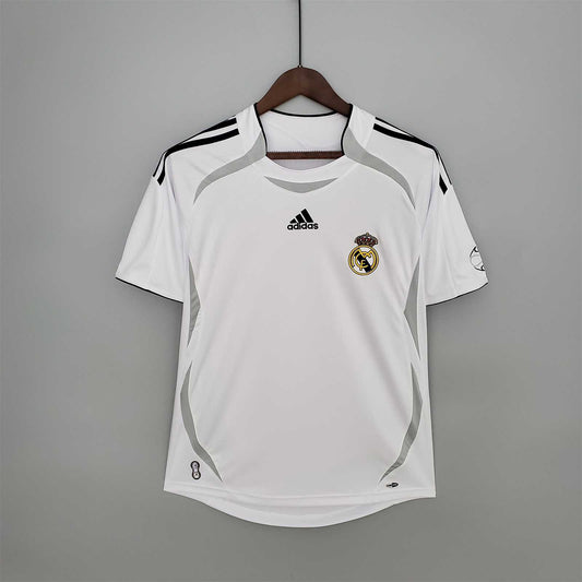 Real Madrid. Camiseta retro Teamgeist