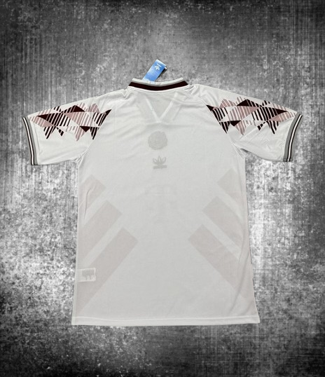 Bayern Munich. Camiseta Edición Especial 2025-2026