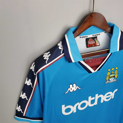 Manchester City. Camiseta local 1997-1999