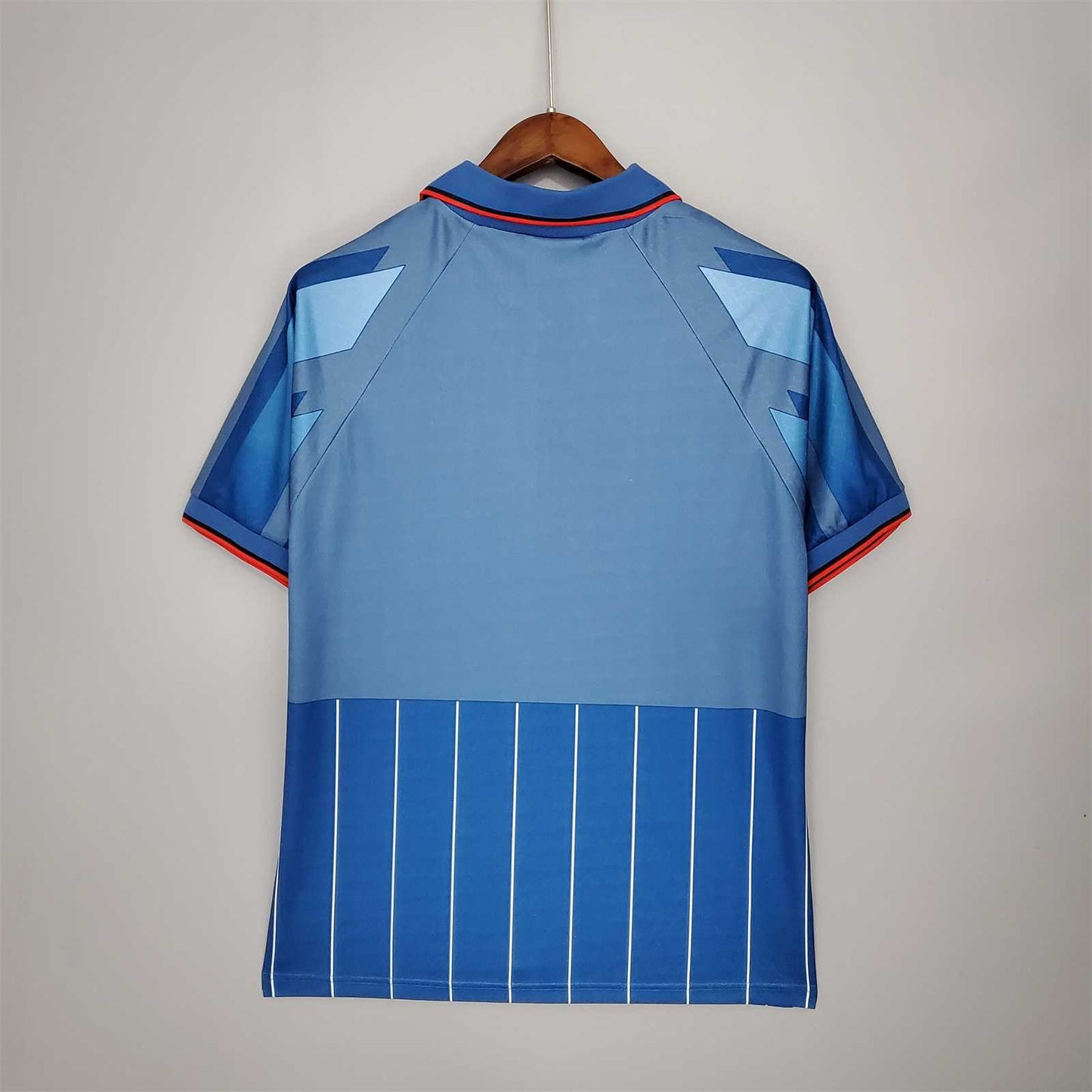 AC Milán. Cuarta camiseta 1995-1996