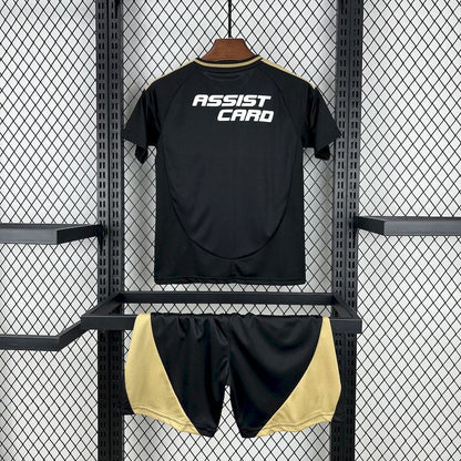 Colo Colo. Kit Niño visitante 2025