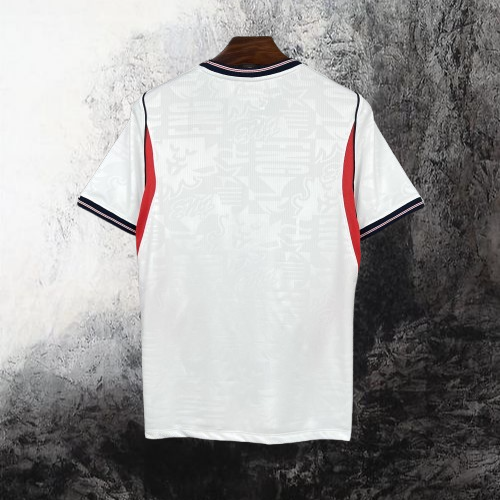 Selección de Inglaterra. Camiseta local 2026