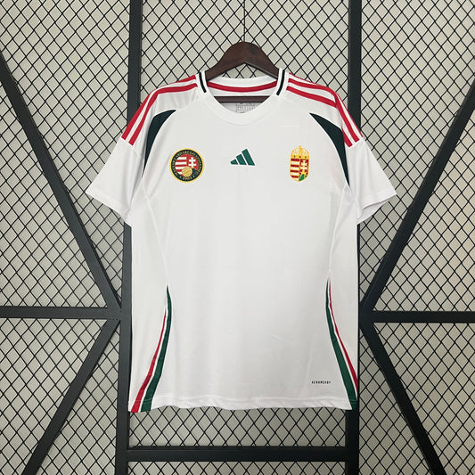 Selección de Hungría. Camiseta visitante 2024