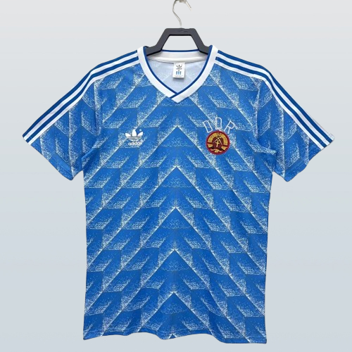 Selección de Alemania Oriental. Camiseta local 1988 (Sin Estampado)