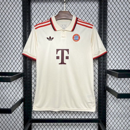 Bayern Munich. Tercera camiseta 2024-2025