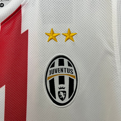 Juventus. Camiseta visitante 2010-2011