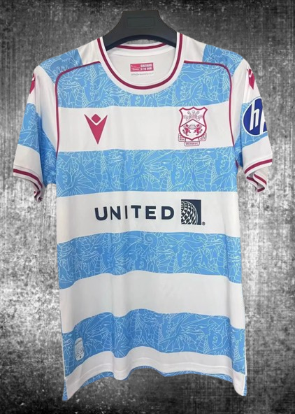 Wrexham. Tercera camiseta 2025-2026