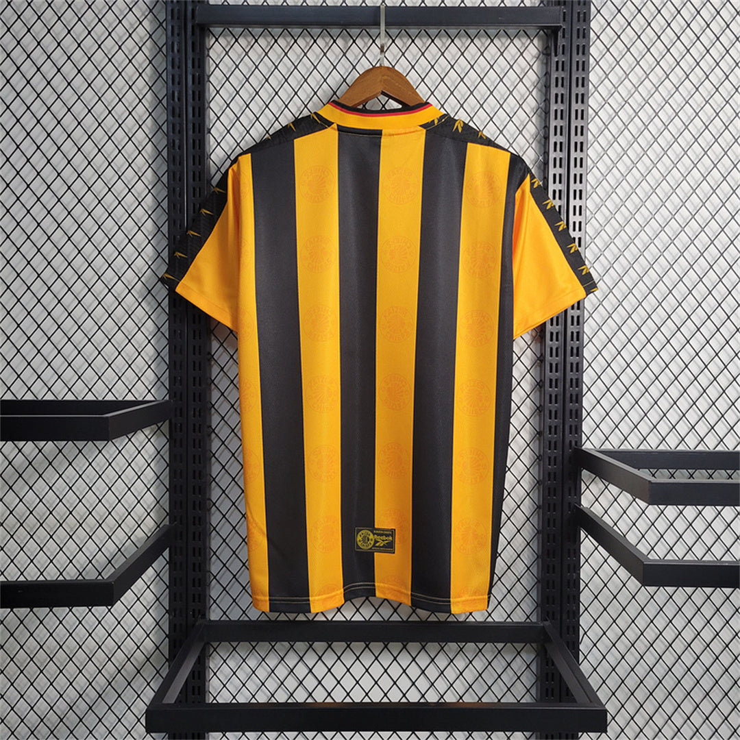 Kaiser Chiefs. Camiseta local 1998-1999