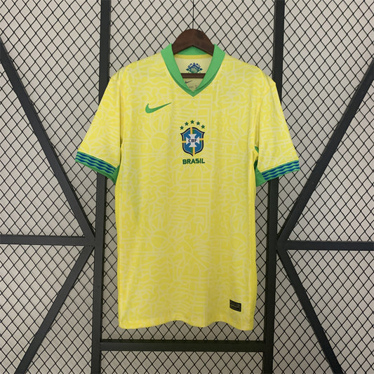 Selección de Brasil. Camiseta local 2024