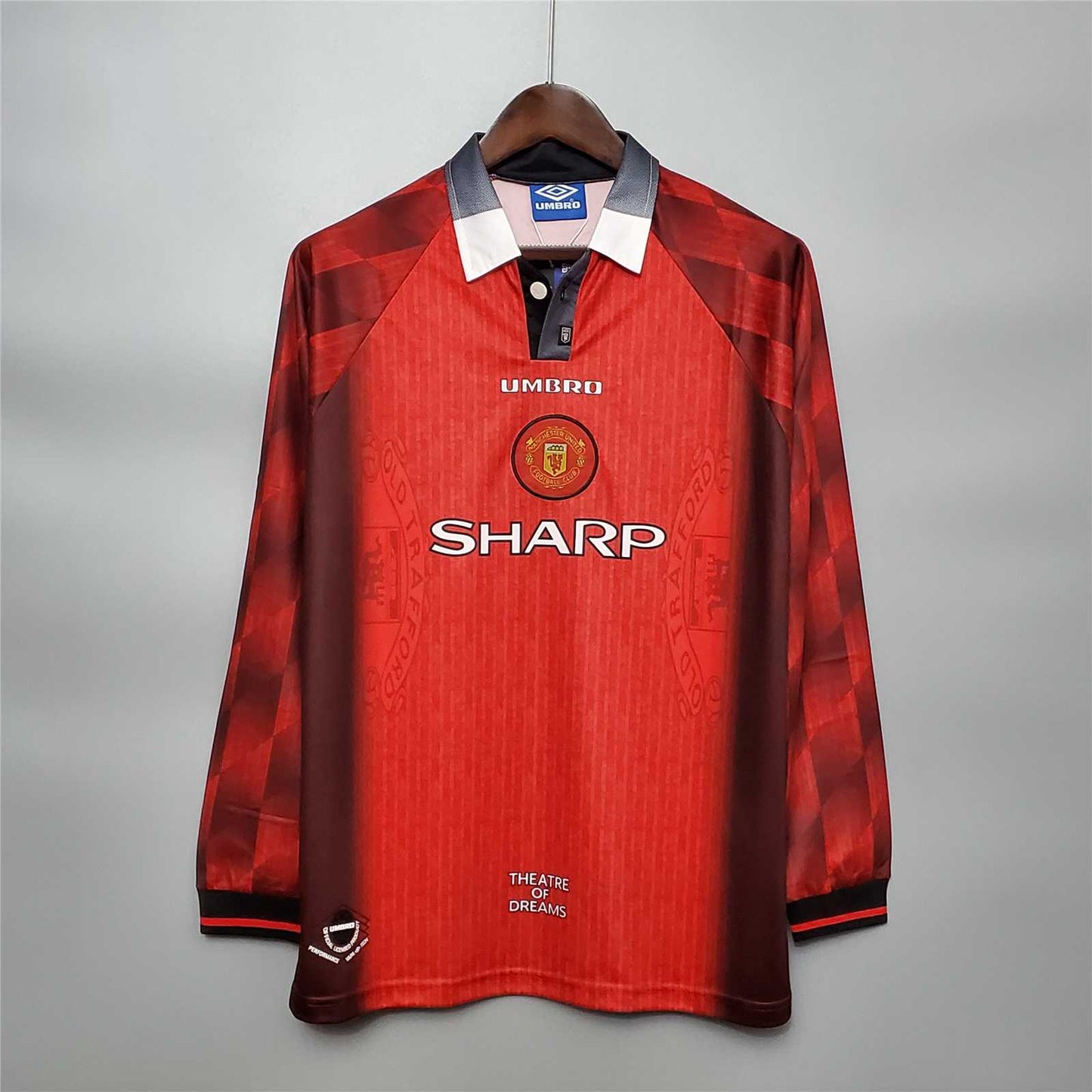 Manchester United. Camiseta local 1996-1997