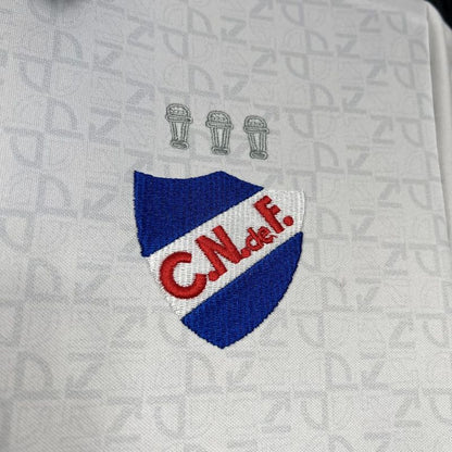 Nacional. Camiseta local 2024-2025