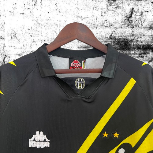 Juventus. Tercera camiseta 1996-1997