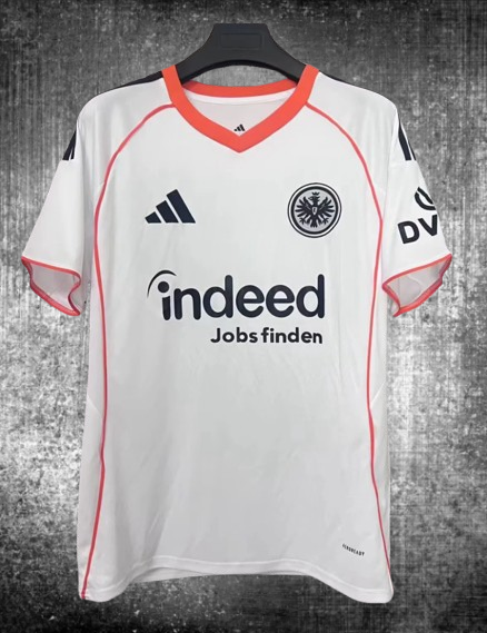 Frankfurt. Camiseta visitante 2025-2026