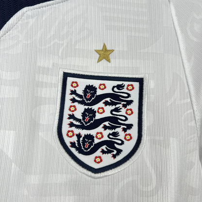 Selección de Inglaterra. Camiseta local 2026