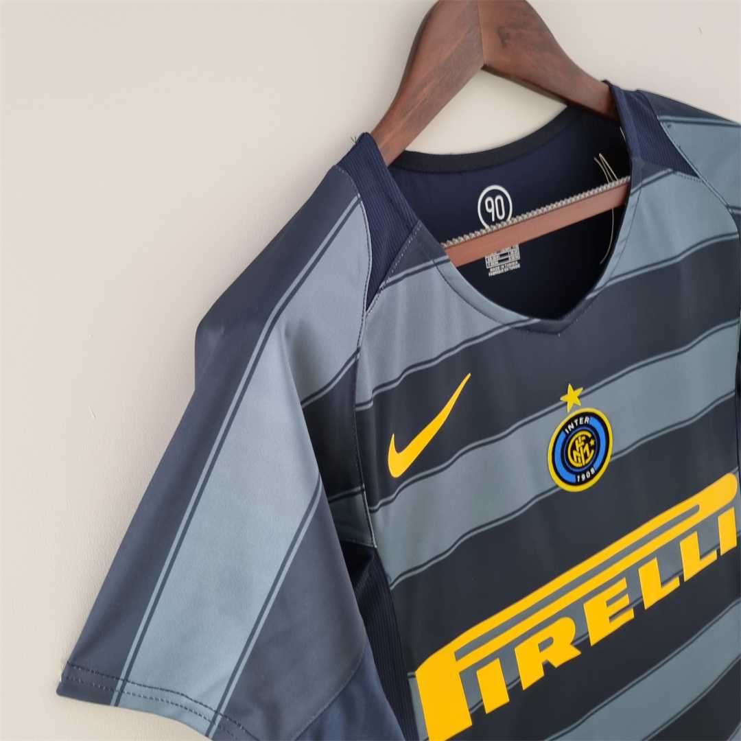 Inter de Milán. Tercera camiseta 2004-2005