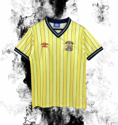 Coventry City. Camiseta visitante 1983-1986