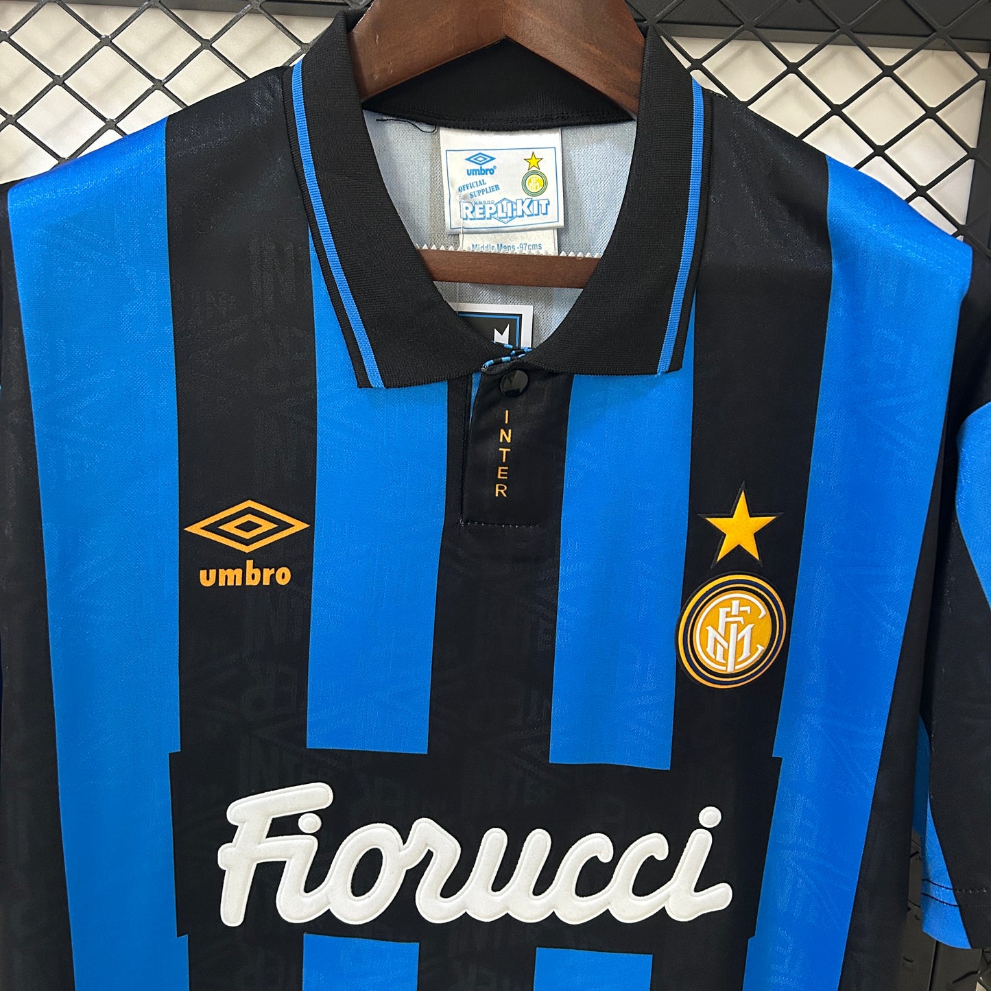 Inter de Milán. Camiseta local 1992-1994