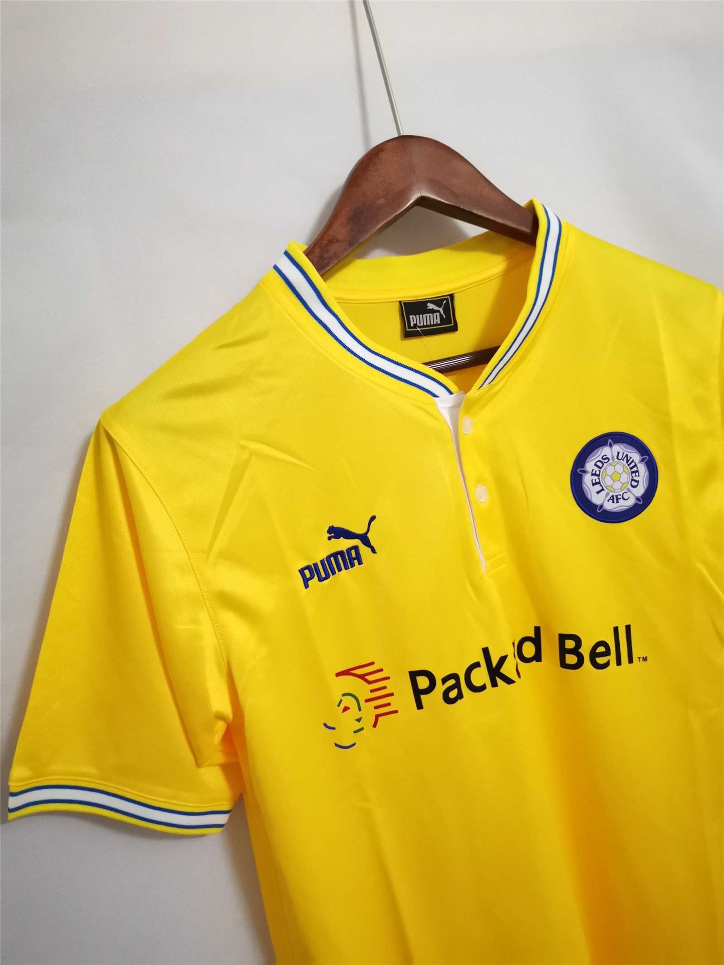 Leeds United. Tercera camiseta 1998-1999