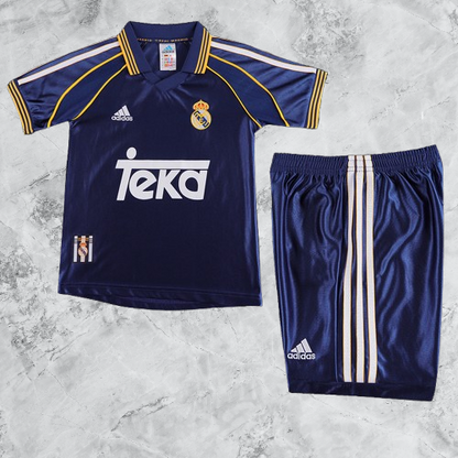 Real Madrid. Kit visitante 1998-1999