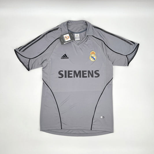 Real Madrid. Tercera camiseta 2005-2006