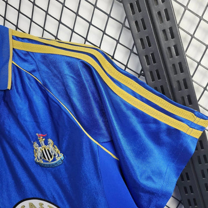 Newcastle. Camiseta visitante 1998-1999