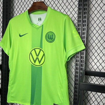 Wolfsburgo. Camiseta local 2024-2025