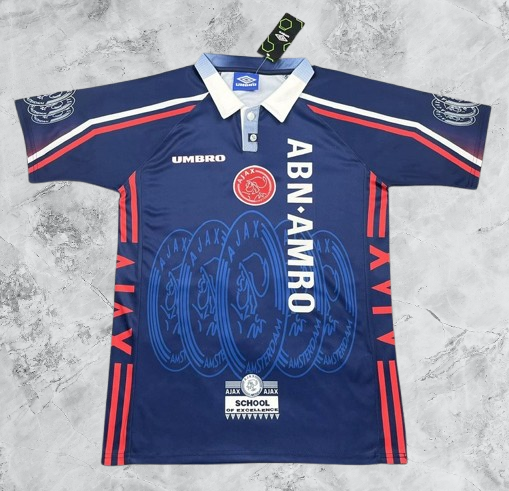 Ajax. Camiseta visitante 1997-1998