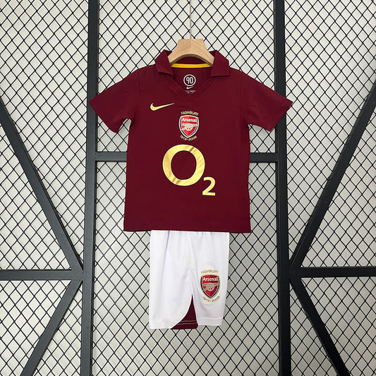 Arsenal. Kit local 2005-2006