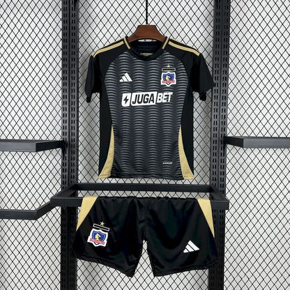 Colo Colo. Kit Niño visitante 2025