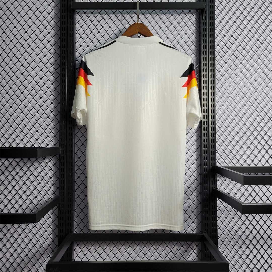 Selección de Alemania. Camiseta local 1990