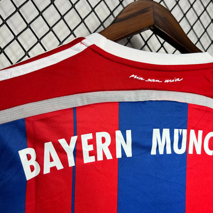 Bayern Munich. Camiseta local 2014-2015