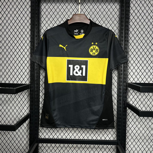 Borussia Dortmund. Camiseta visitante 2024-2025