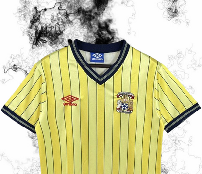 Coventry City. Camiseta visitante 1983-1986