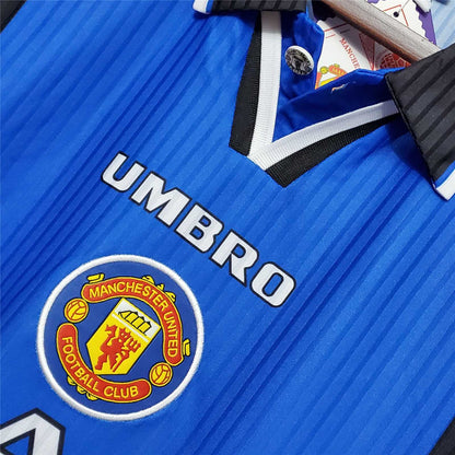 Manchester United. Tercera camiseta 1996-1998 (Sin Estampado)
