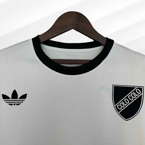 Colo Colo. Camiseta Conmemorativa Blanca