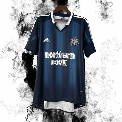 Newcastle. Camiseta visitante 2005-2006