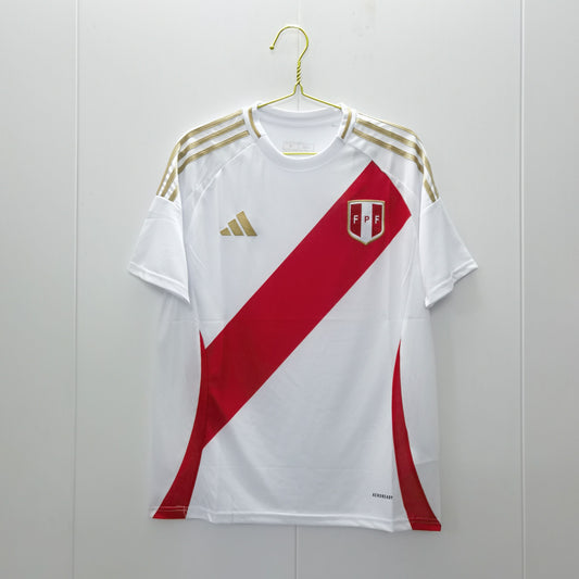 Selección de Perú. Camiseta local 2024