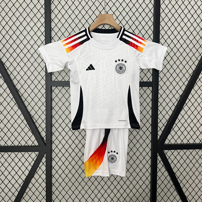 Selección de Alemania. Kit local 2024