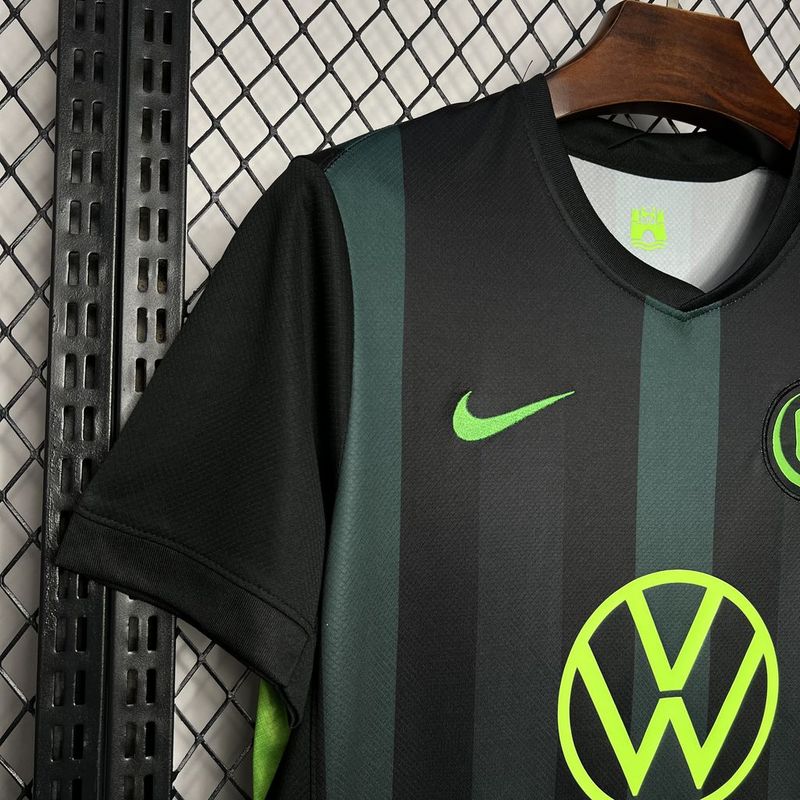 Wolfsburgo. Camiseta visitante 2024-2025