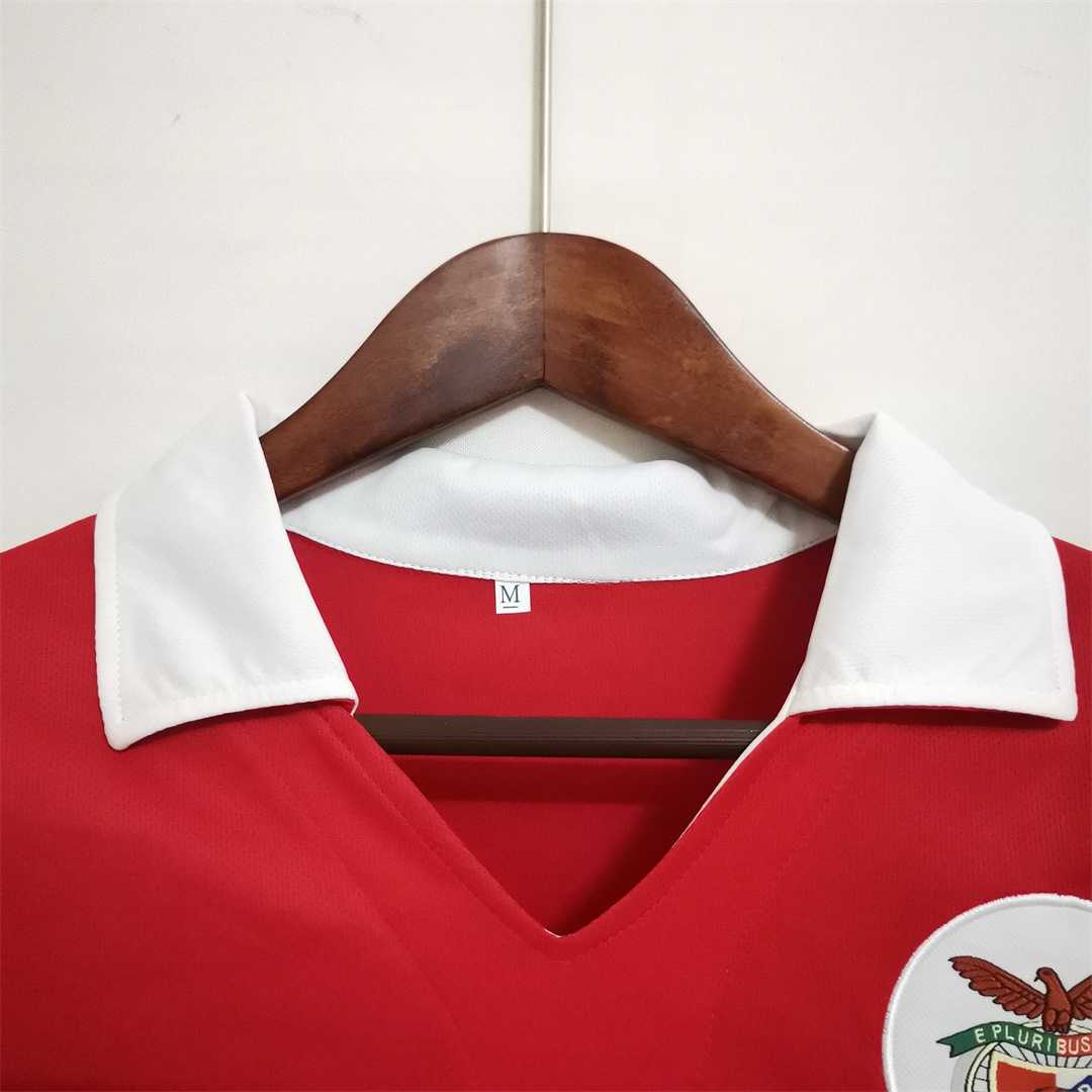 Benfica. Camiseta local 1961