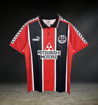 Frankfurt. Camiseta local 1996-1997