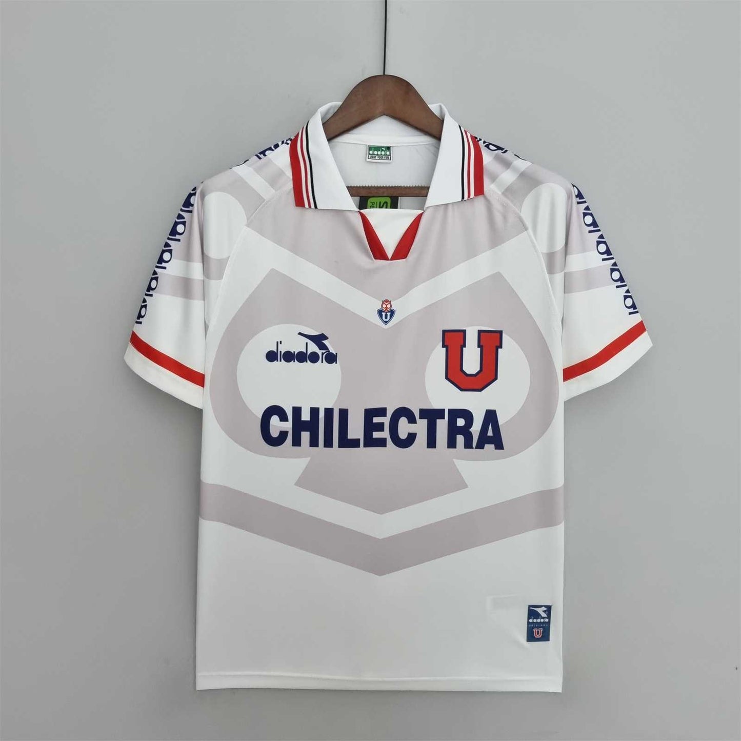 Universidad de Chile. Camiseta visitante 1996