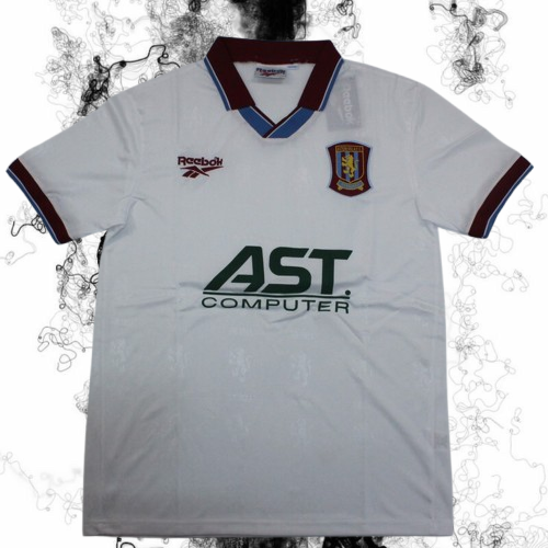 Aston Villa. Camiseta visitante 1996-1997