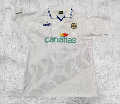 Tenerife. Camiseta local 1995-1996