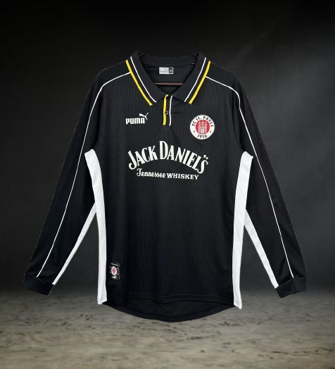 ST. Pauli. Camiseta visitante 1999-2000