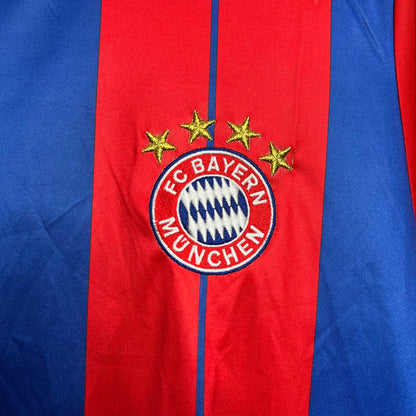 Bayern Munich. Camiseta local 2014-2015